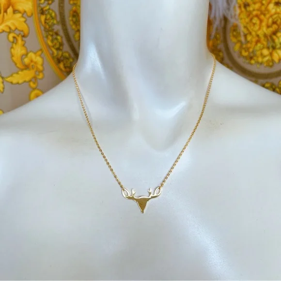 Gold plated 🦌 reindeer 16” to 18” necklace - Picture 1 of 3